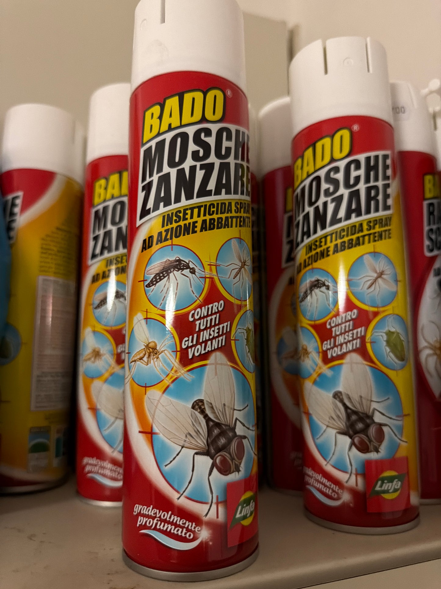 Insetticida per mosce e zanzare